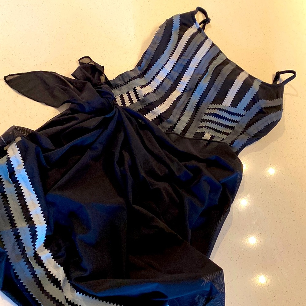 GOTTEX SET: One piece ♣️ Swimsuit with scarf SET